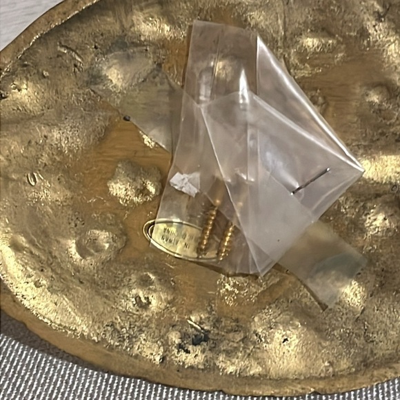 2 Piece Set Brass Pineapple Sconce Candle Holders - Picture 6 of 8